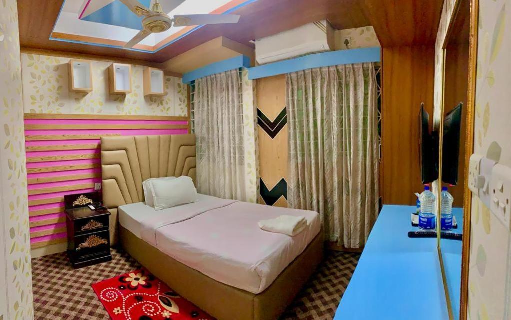 Hotel Blue Bird Dhaka Værelse billede